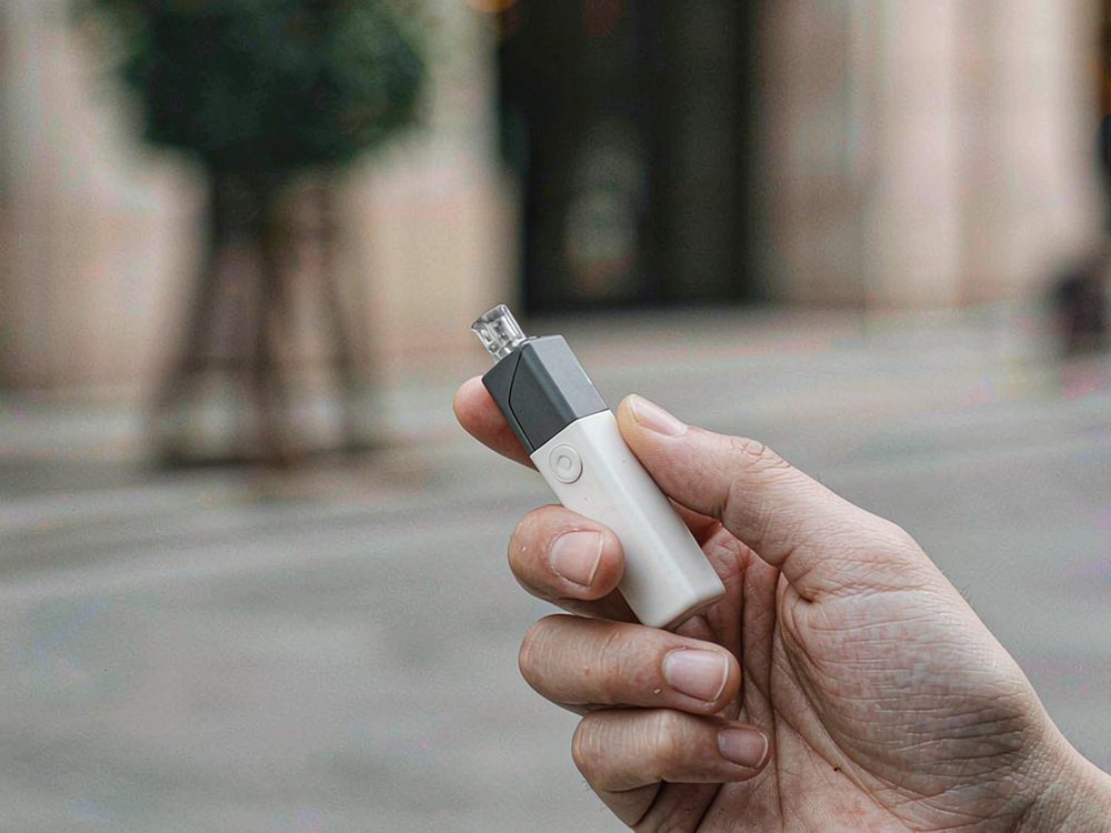 Case Study: IQOS accessories — with fast shipping