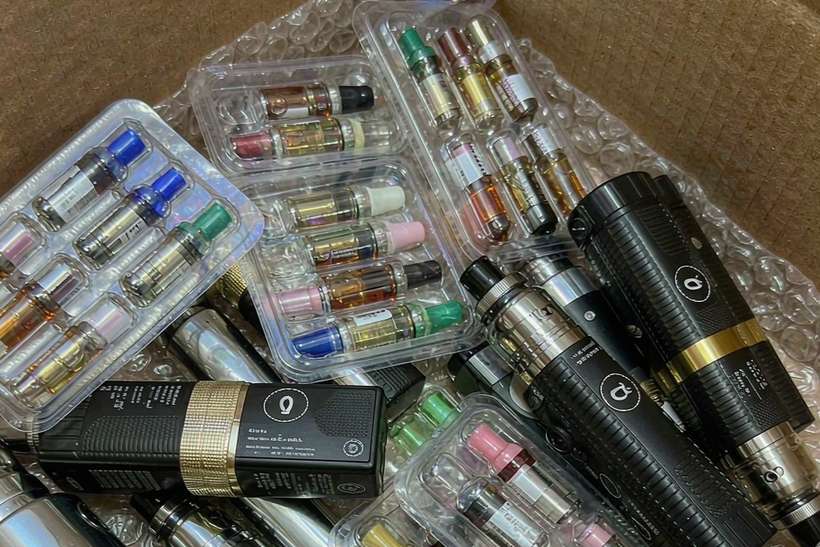 Case Study: IQOS mods — small parcel