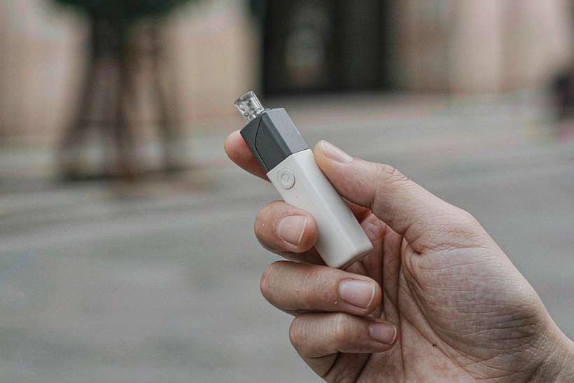 Comparison of IQOS bundles Suppliers — Middle East