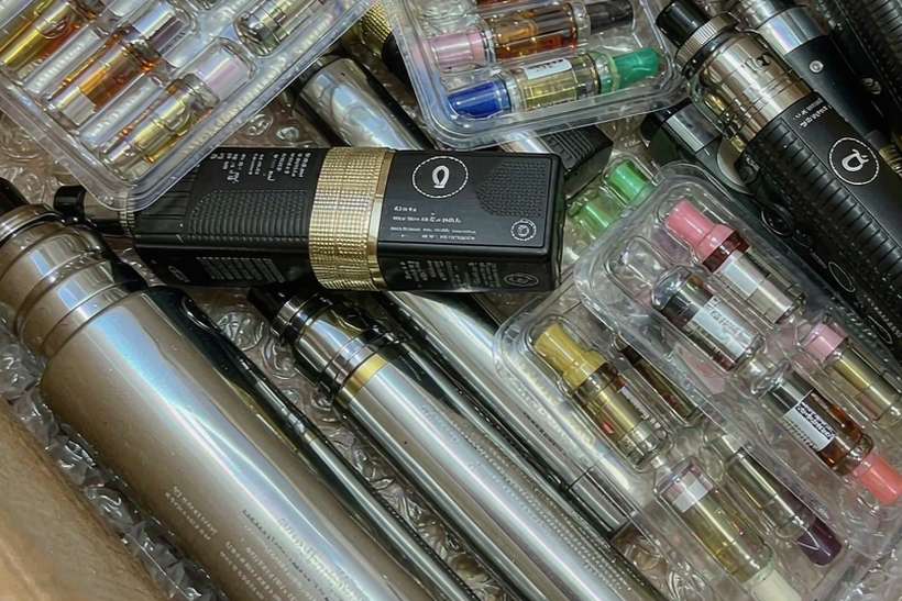 Comparison of IQOS disposables Suppliers — bulk case