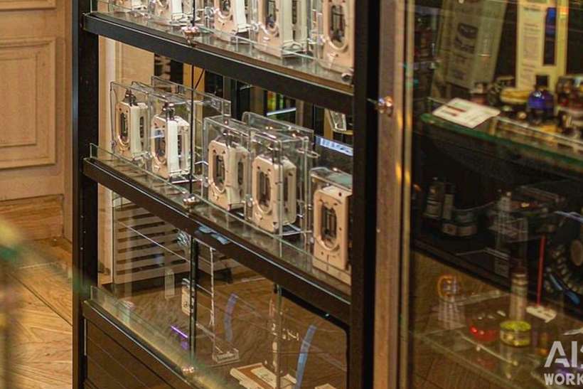 Flavor Catalog of IQOS pods — container load