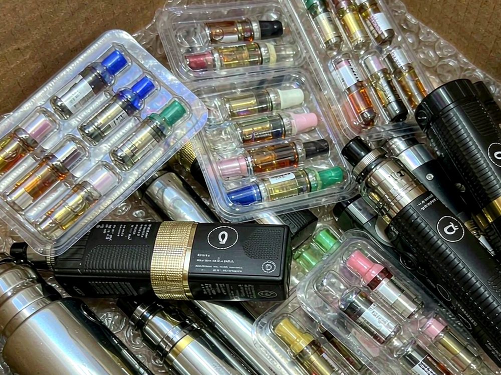 Glossary of IQOS hardware — no minimum MOQ