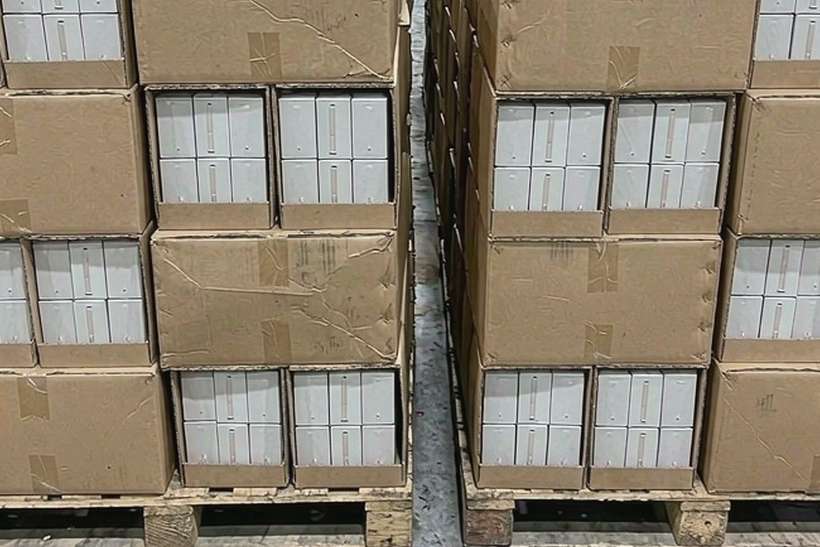 How to Store IQOS hardware — container load