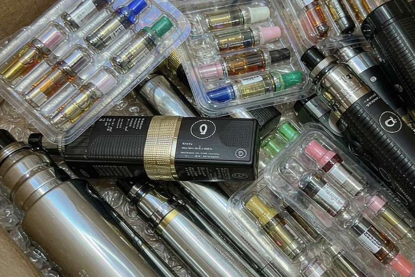 How to Store IQOS mods — Middle East