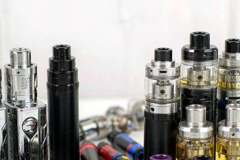 Market Overview of IQOS mods — container load