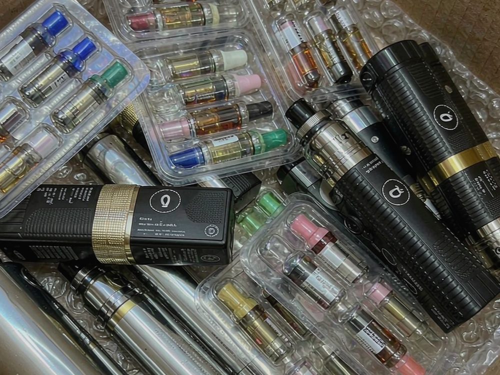 Market Overview of IQOS tanks — premium tier