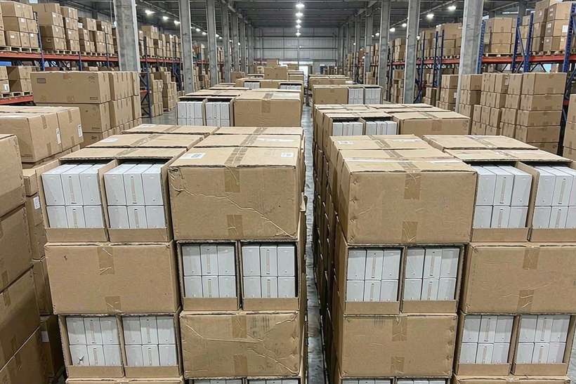 MOQ and Lead Time for IQOS accessories — Middle East