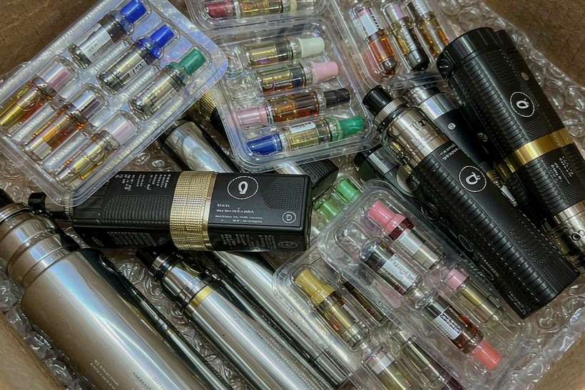 MOQ and Lead Time for IQOS mods — Asia Pacific