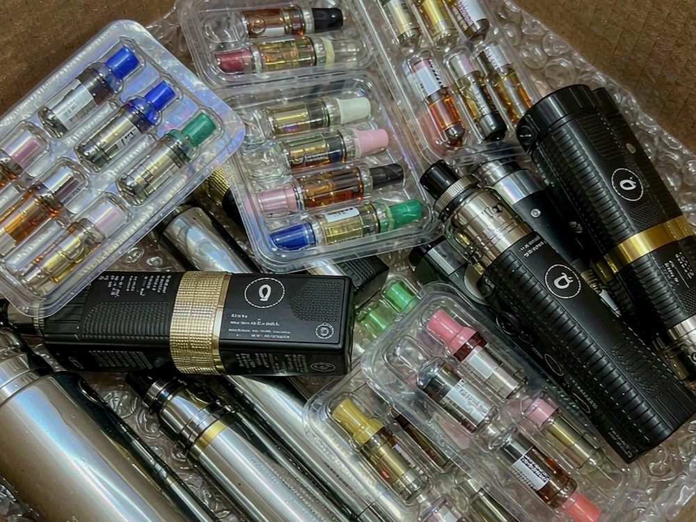 MOQ and Lead Time for IQOS tanks — premium tier