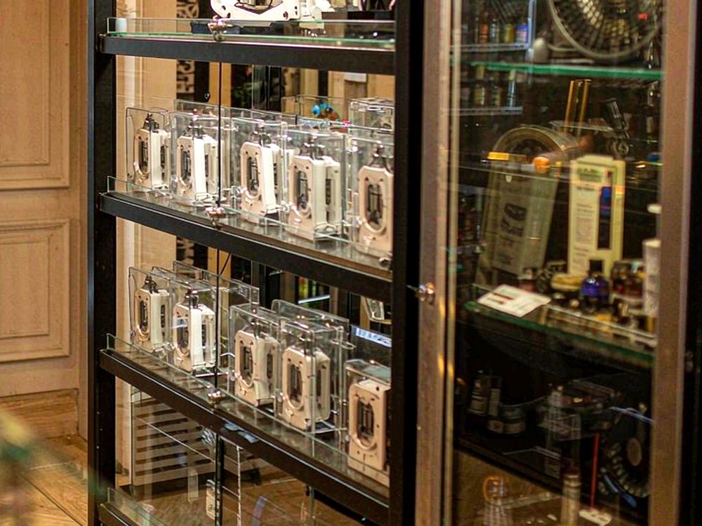 Reseller Guide to IQOS products in Kazakhstan — no minimum MOQ