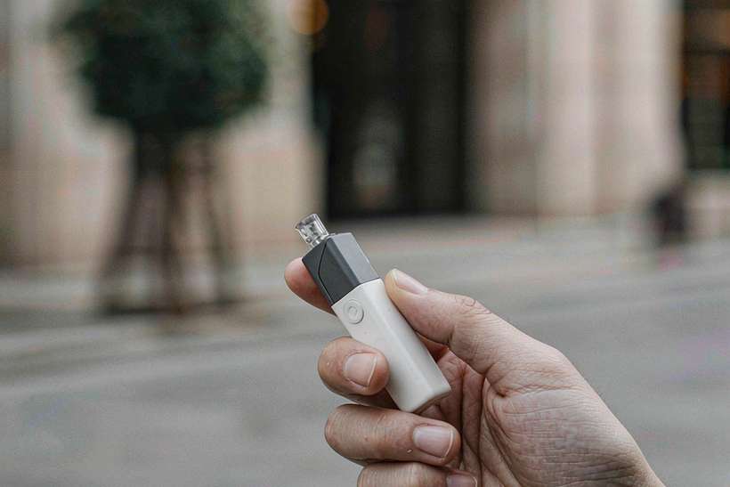 Reseller Guide to IQOS tanks — Middle East