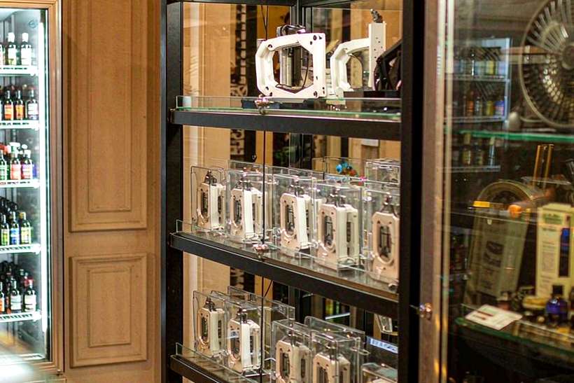 Restocking IQOS bundles — bulk case