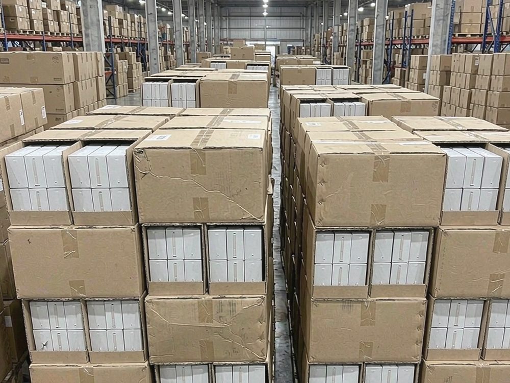 Restocking IQOS hardware — premium tier