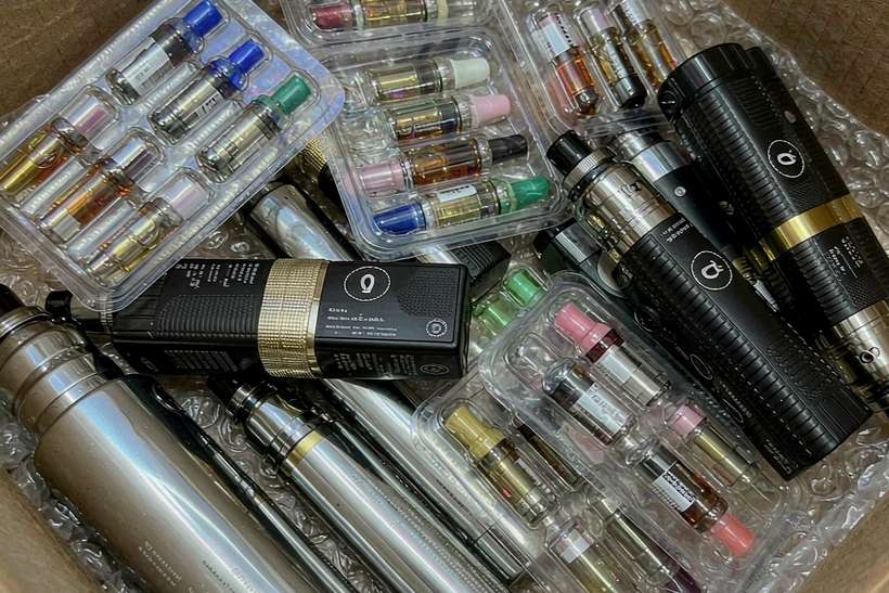 Restocking IQOS mods — small parcel