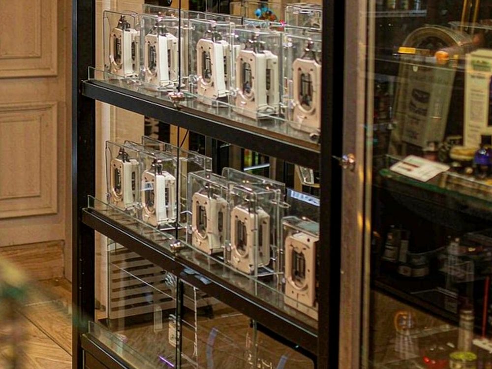Restocking IQOS tanks — no minimum MOQ