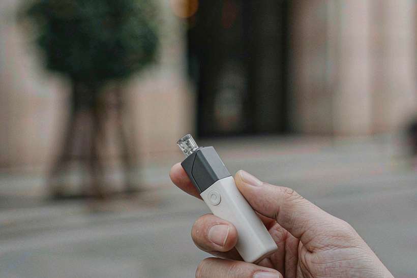 Trend Report on IQOS disposables — Spring catalog