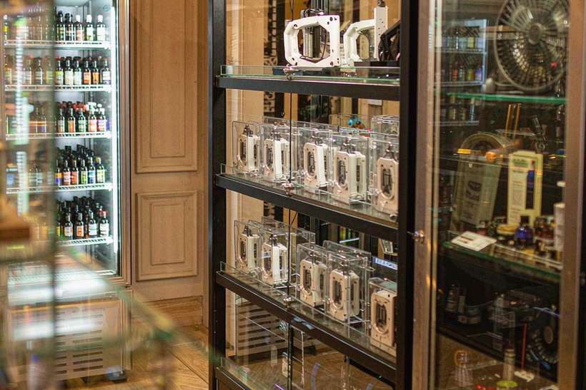 Warehouse Options for IQOS hardware — container load