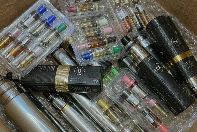Warehouse Options for IQOS tanks — Middle East